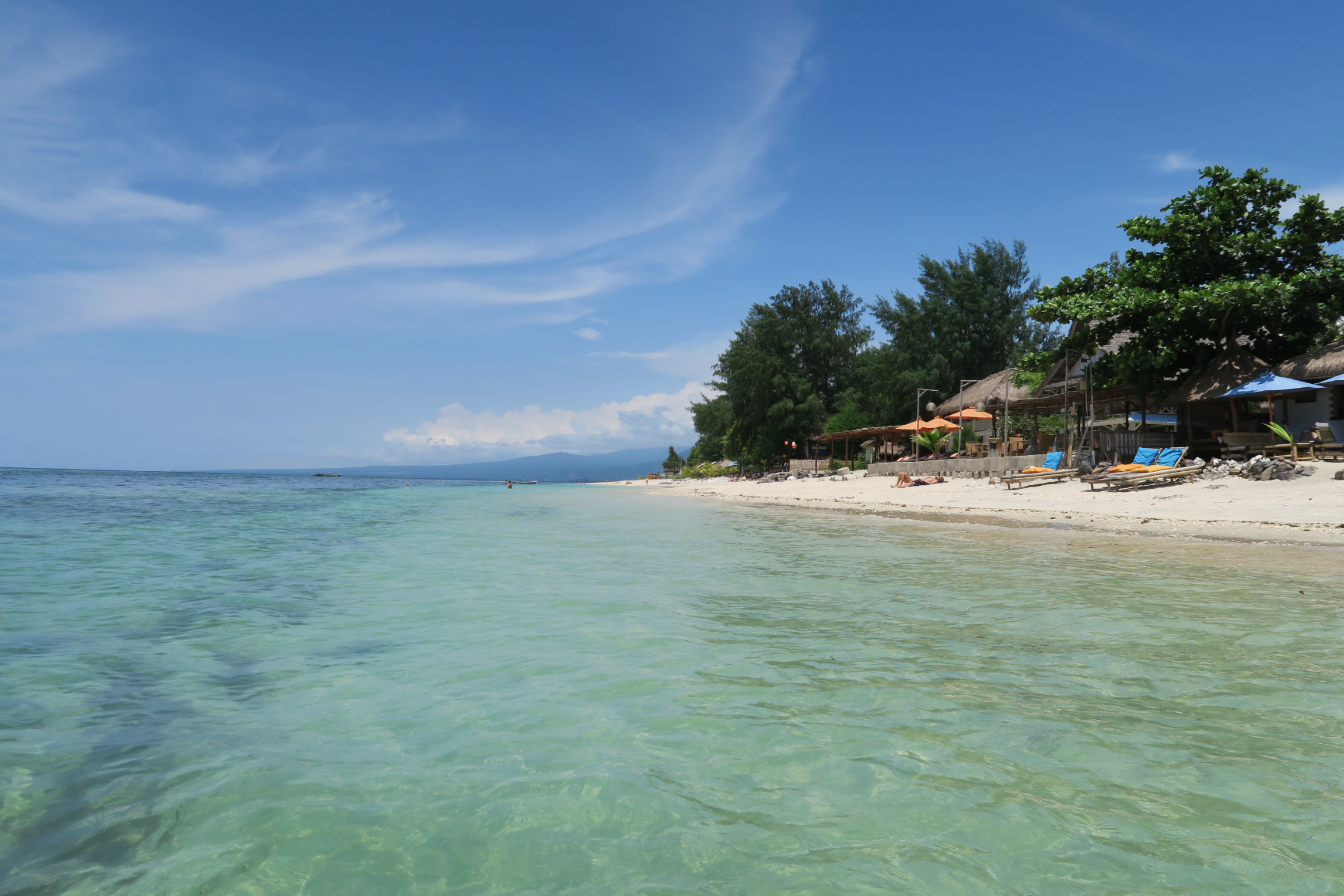 Fast boat route and coastline near Gili Air